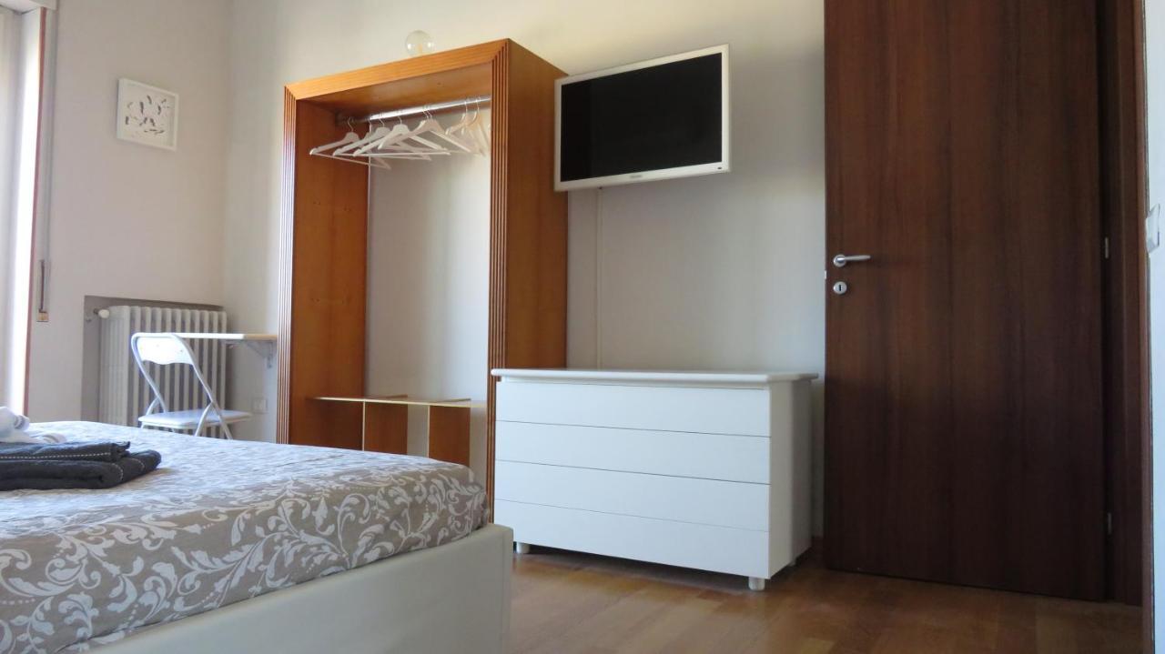 Luna Rossa Rooms Cagliari Luaran gambar