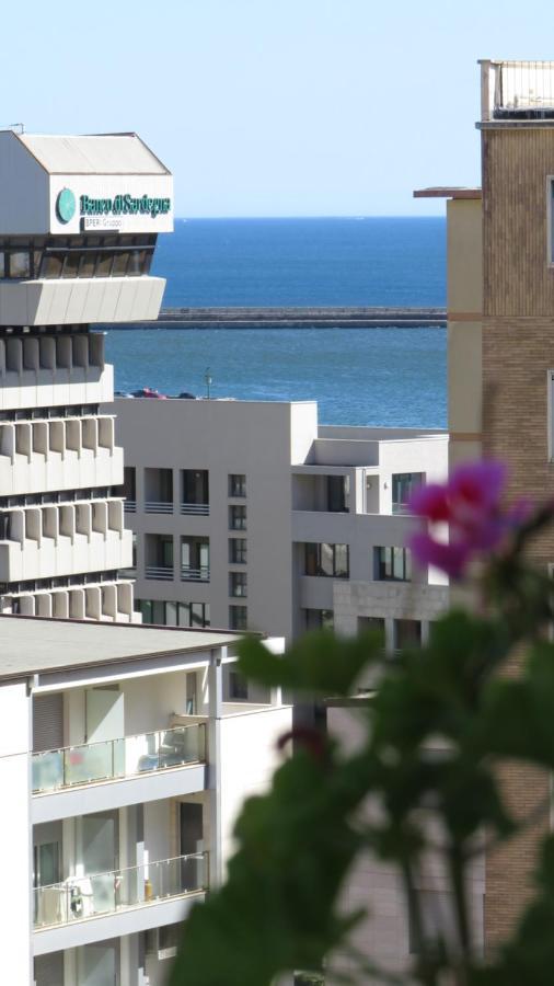 Luna Rossa Rooms Cagliari Luaran gambar