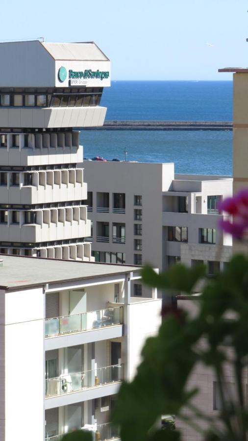 Luna Rossa Rooms Cagliari Luaran gambar