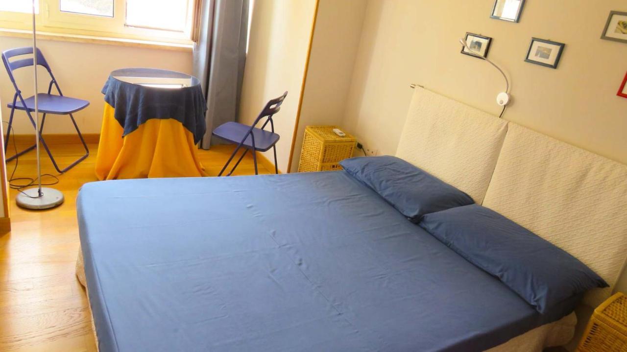 Luna Rossa Rooms Cagliari Luaran gambar